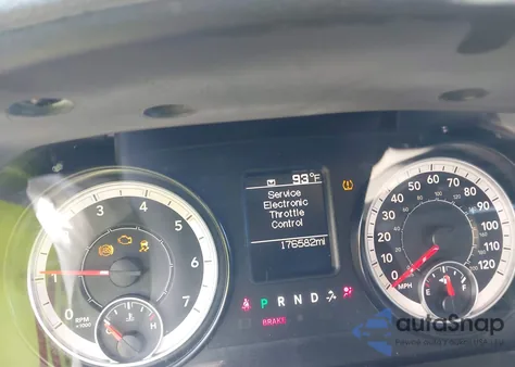 2016 Ram 1500 Express из США, поврежденный, VIN 1C6RR7KG7GS157921